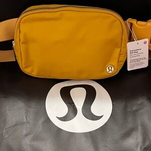 NWT Lululemon athletica Everywhere Belt Bag - Mustard coloured